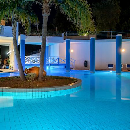 Hotel Club Village Maritalia Peschici Exterior foto