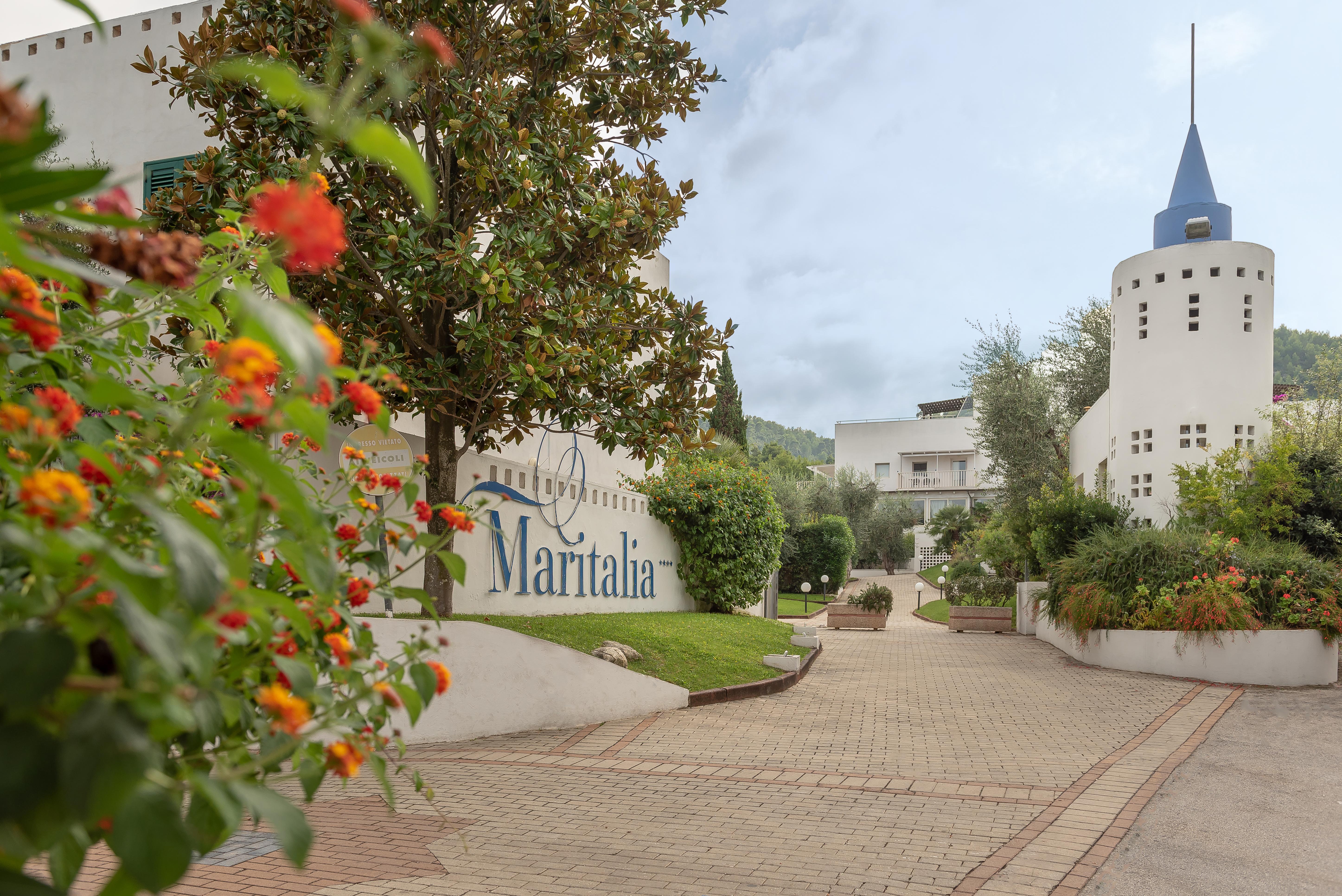 Hotel Club Village Maritalia Peschici Exterior foto