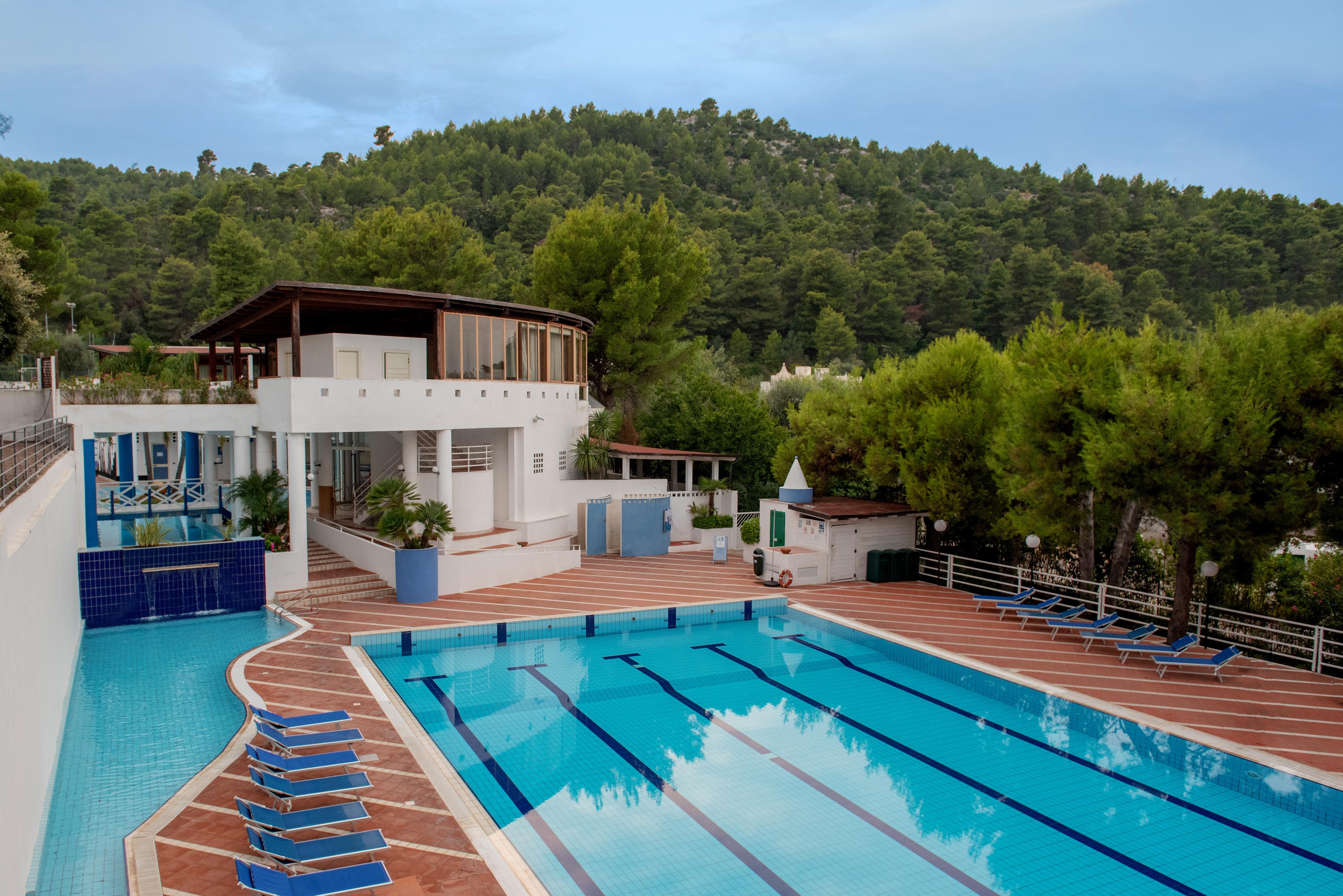 Hotel Club Village Maritalia Peschici Exterior foto