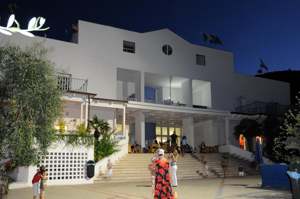 Hotel Club Village Maritalia Peschici Exterior foto