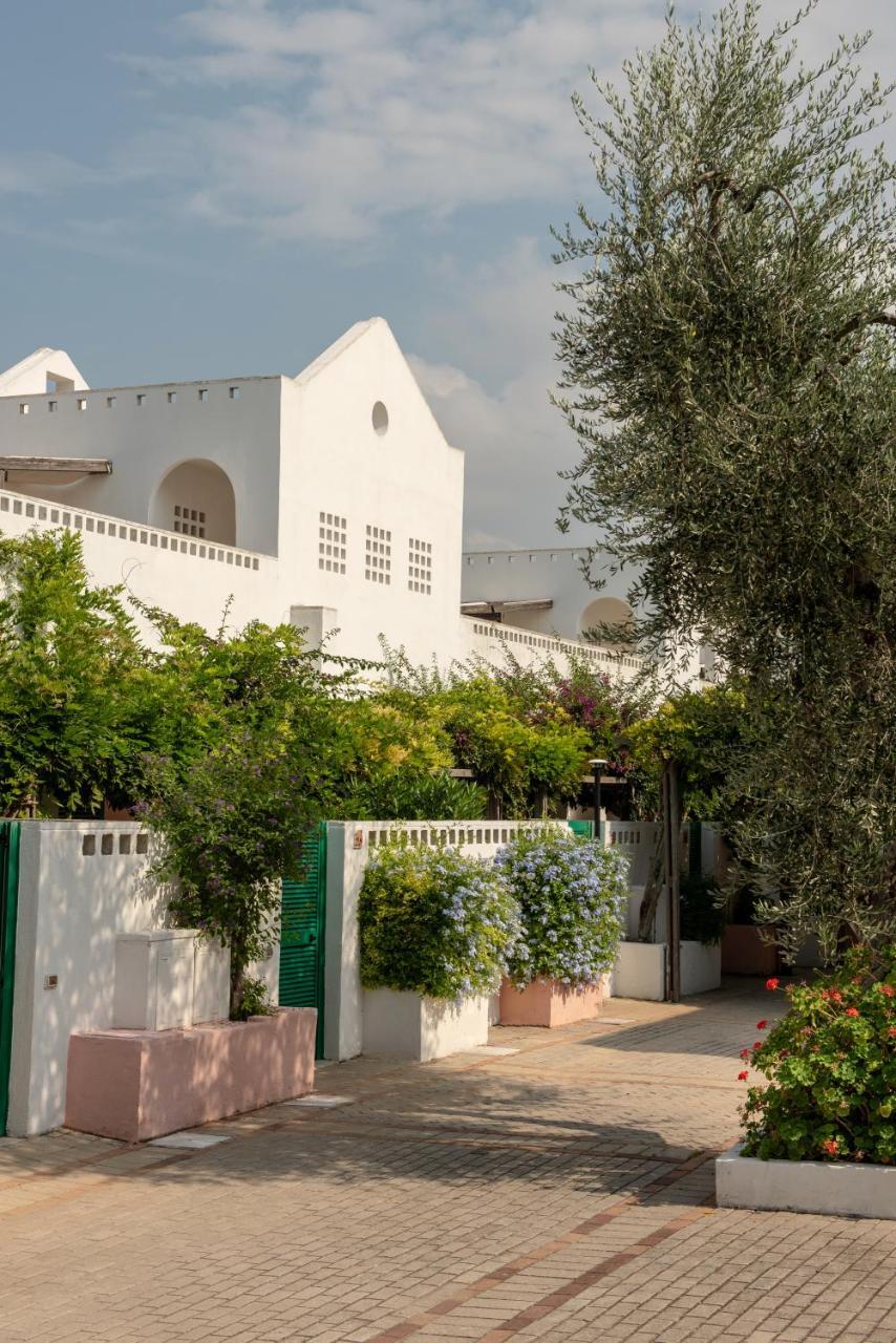 Hotel Club Village Maritalia Peschici Exterior foto